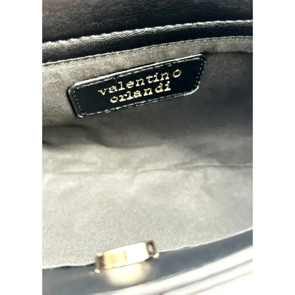 Night Out on the Town – Black